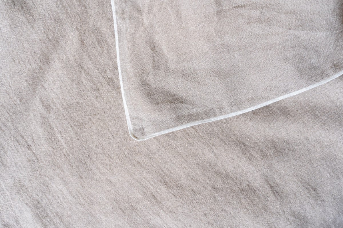 #Farbe_weiß-paspeliert